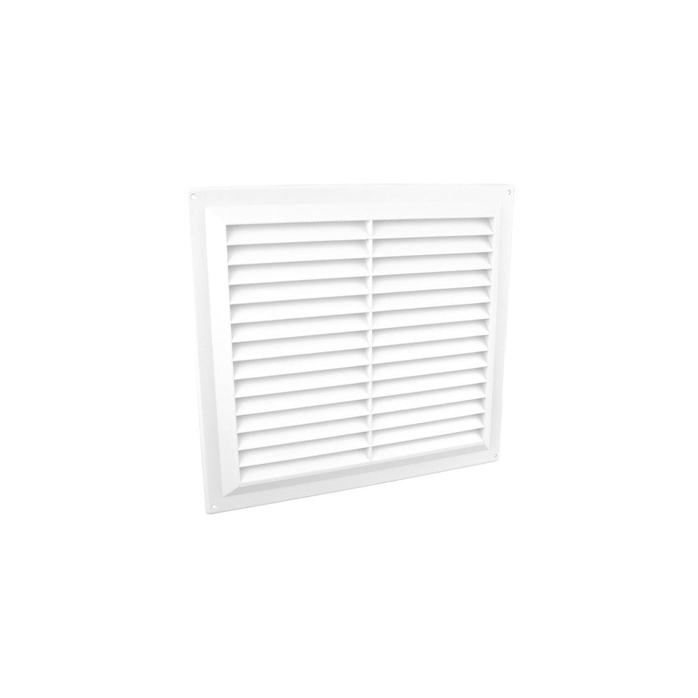 Louvre vent flyscreen for treble brick aperture